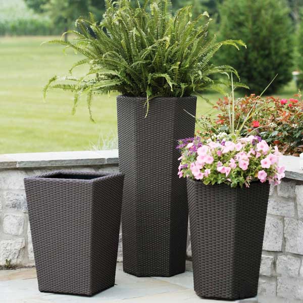 Outdoor Wicker Planter - Cupeno