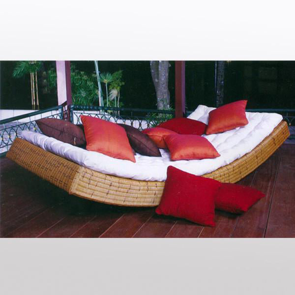 Outdoor Wicker Rocking Day Bed - Riviera